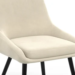 Chaises confortables en velours beige avec accoudoirs