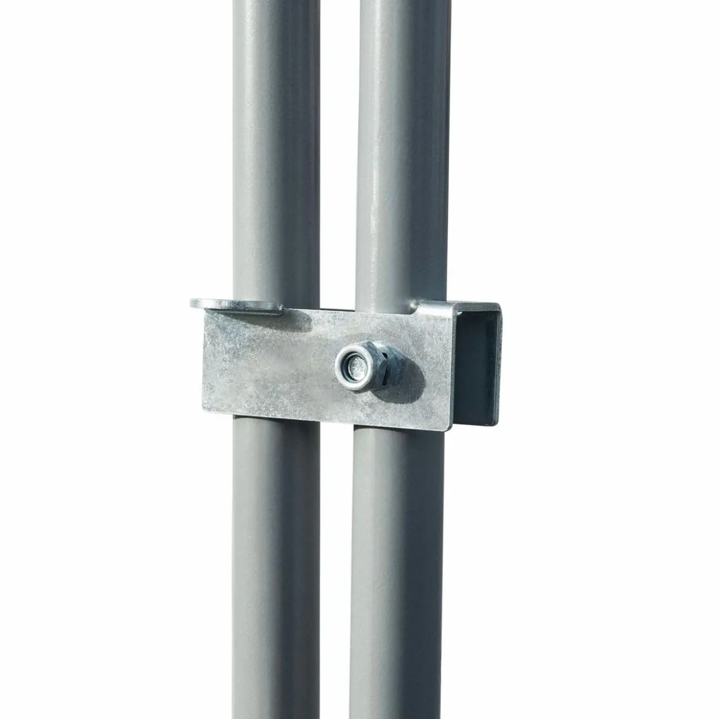 Enclos poulailler 7,5 m 2 avec toit dôme
