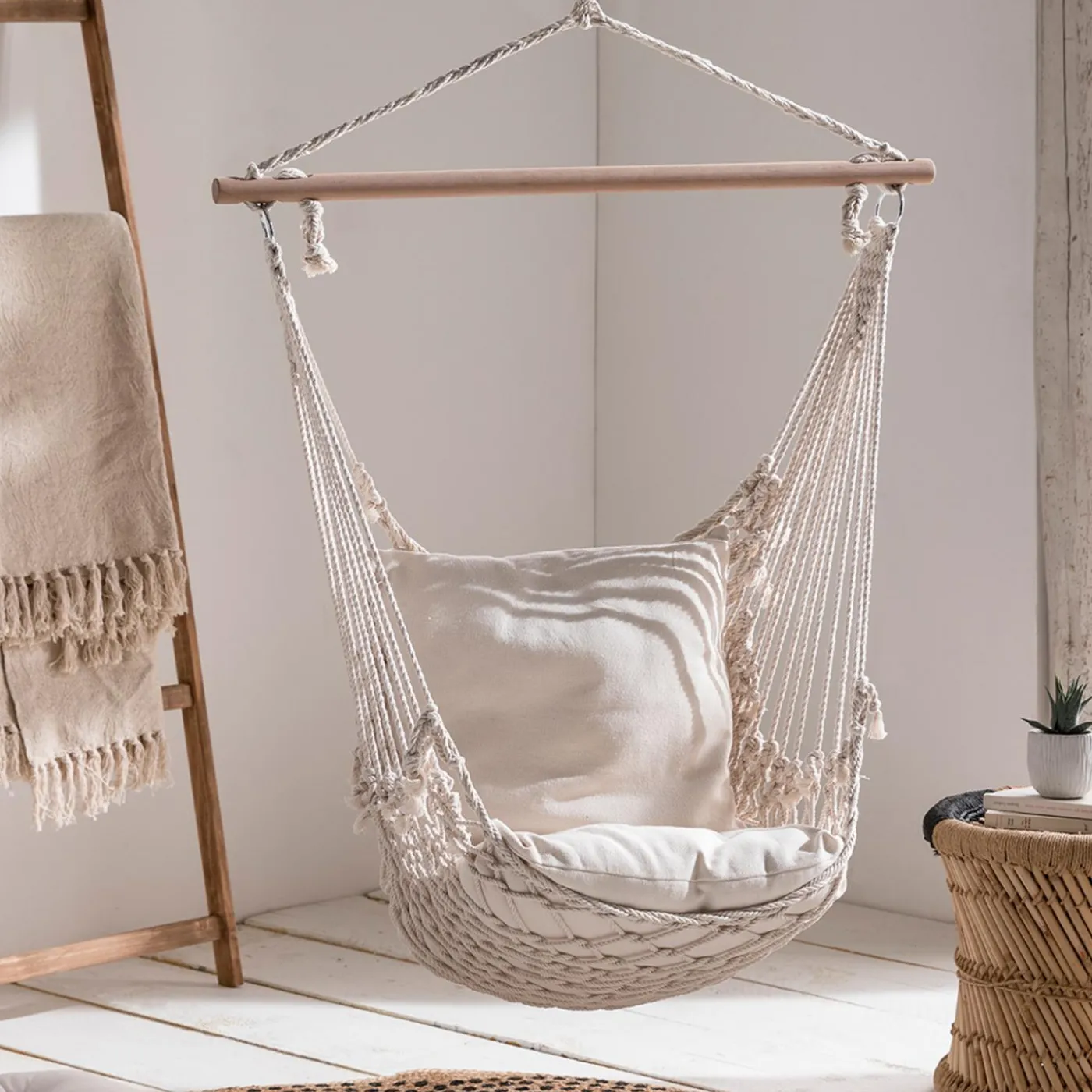 Fauteuil suspendu macramé