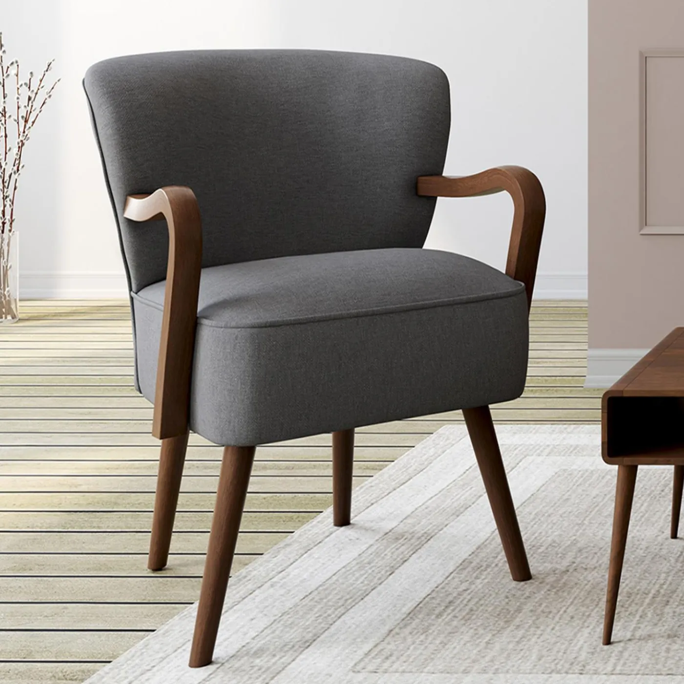 Fauteuil vintage gris avec pieds en bois foncé