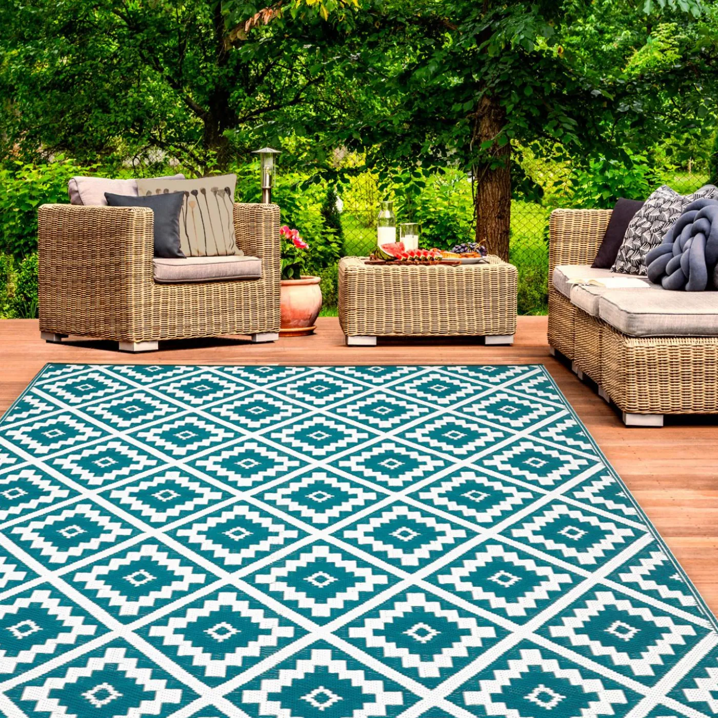 Grand tapis bleu canard pour terrasse et extérieur