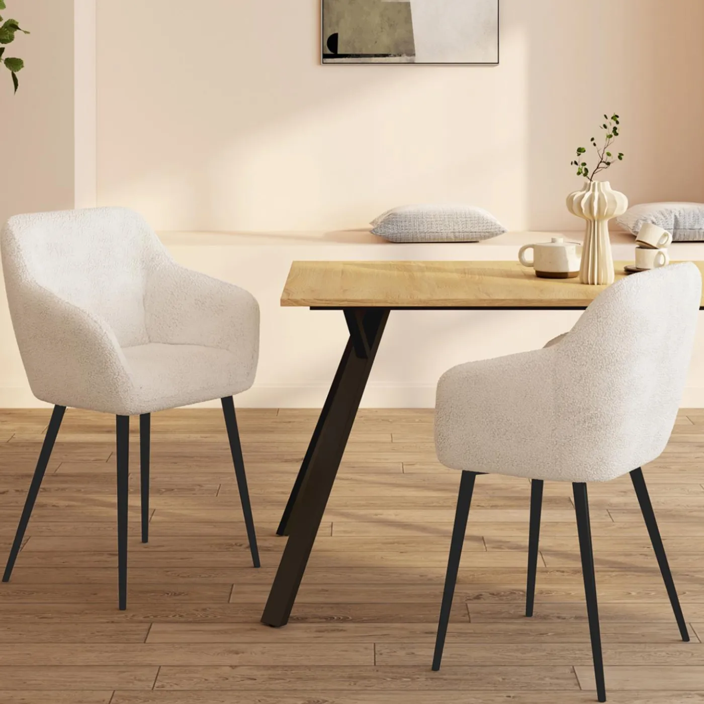 Lot de 2 fauteuils de table blancs en tissu bouclette