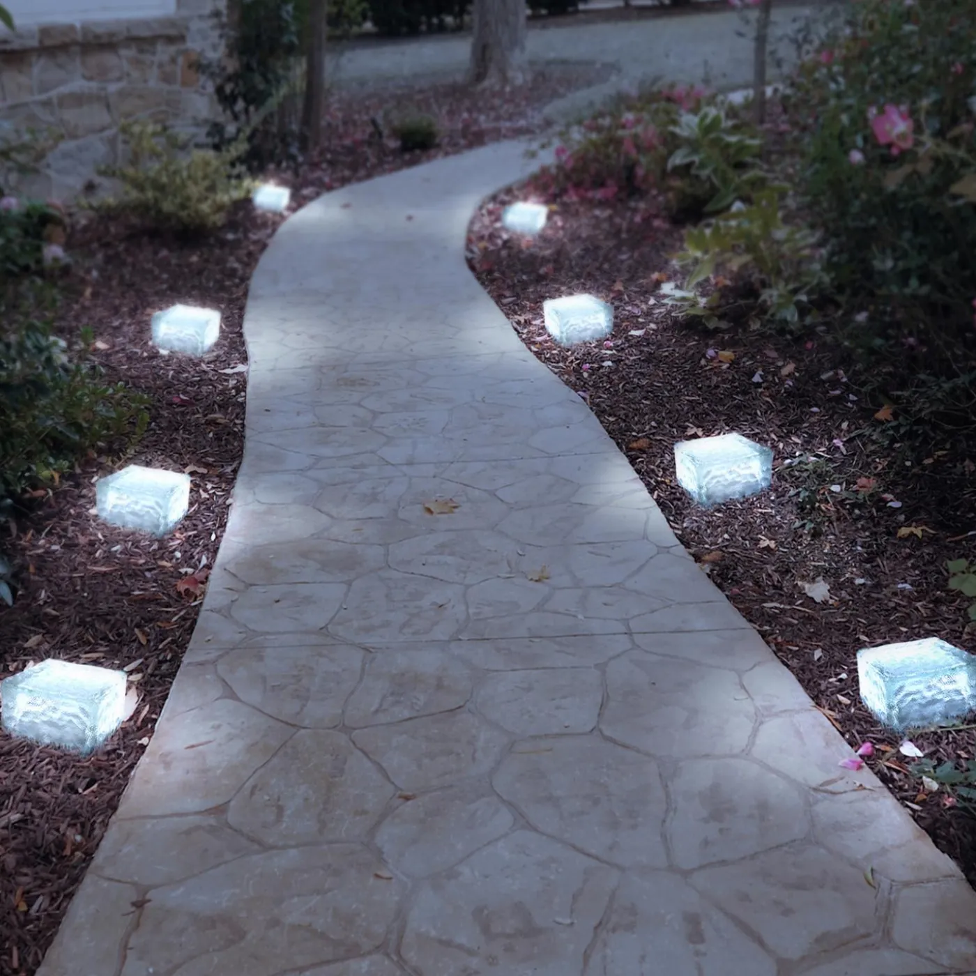 Pavés solaires en verre 4 LEDS blanches éclairage de jardin