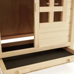 Poulailler sur pilotis en bois avec pondoir