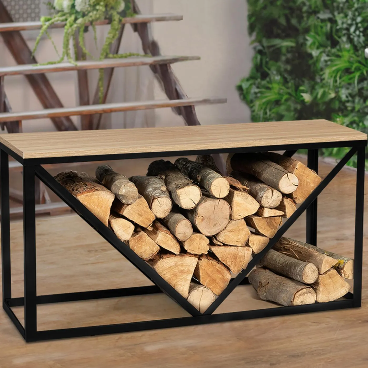 Range-bûches intérieur horizontal en métal noir et étagère bois