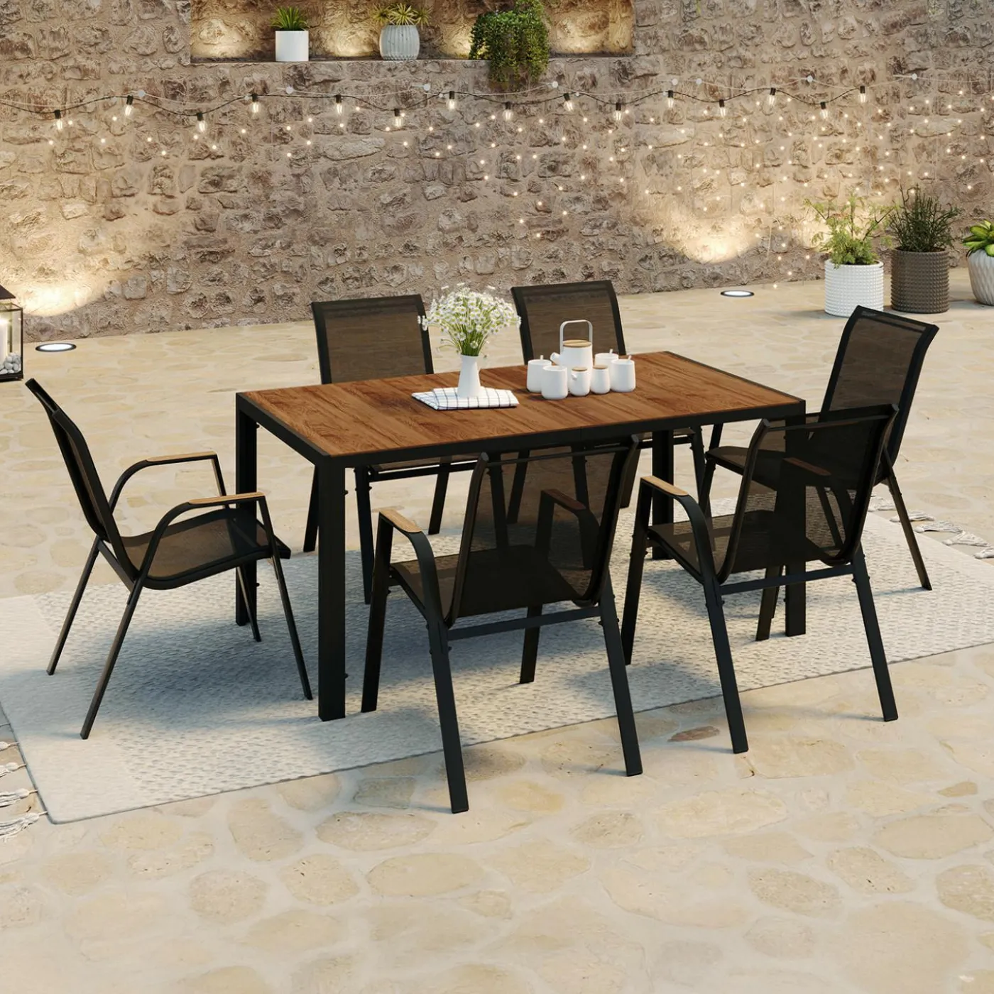 Salon de jardin noir et bois avec table 150 cm plateau verre trempé effet bois et 6 chaises empilables