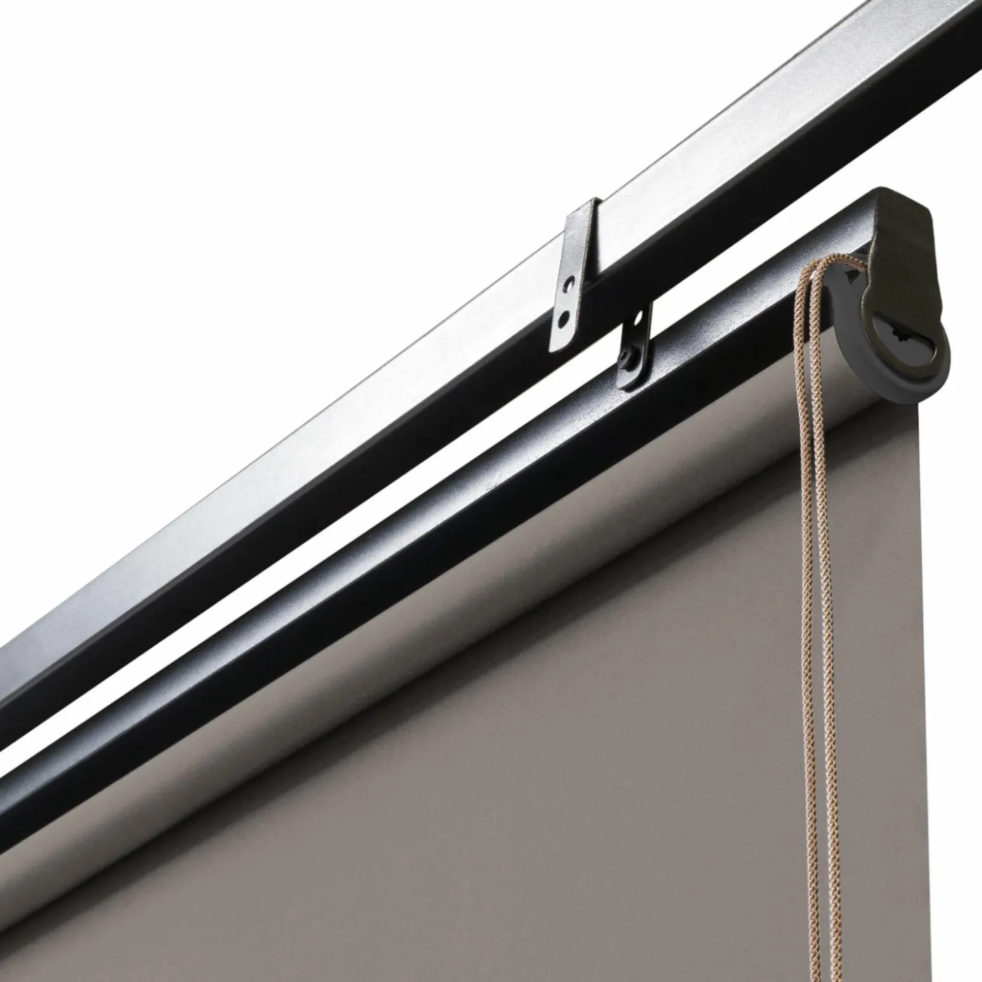 Stores enrouleurs verticaux pour pergola couleur taupe