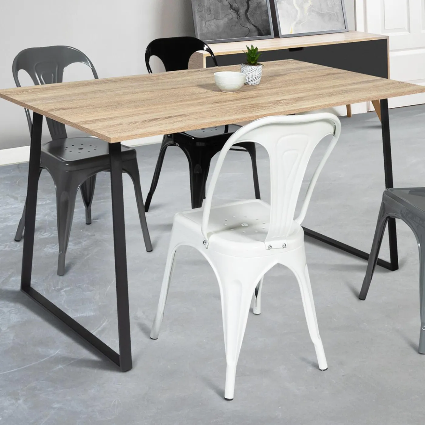 Table à manger bois et métal style industriel