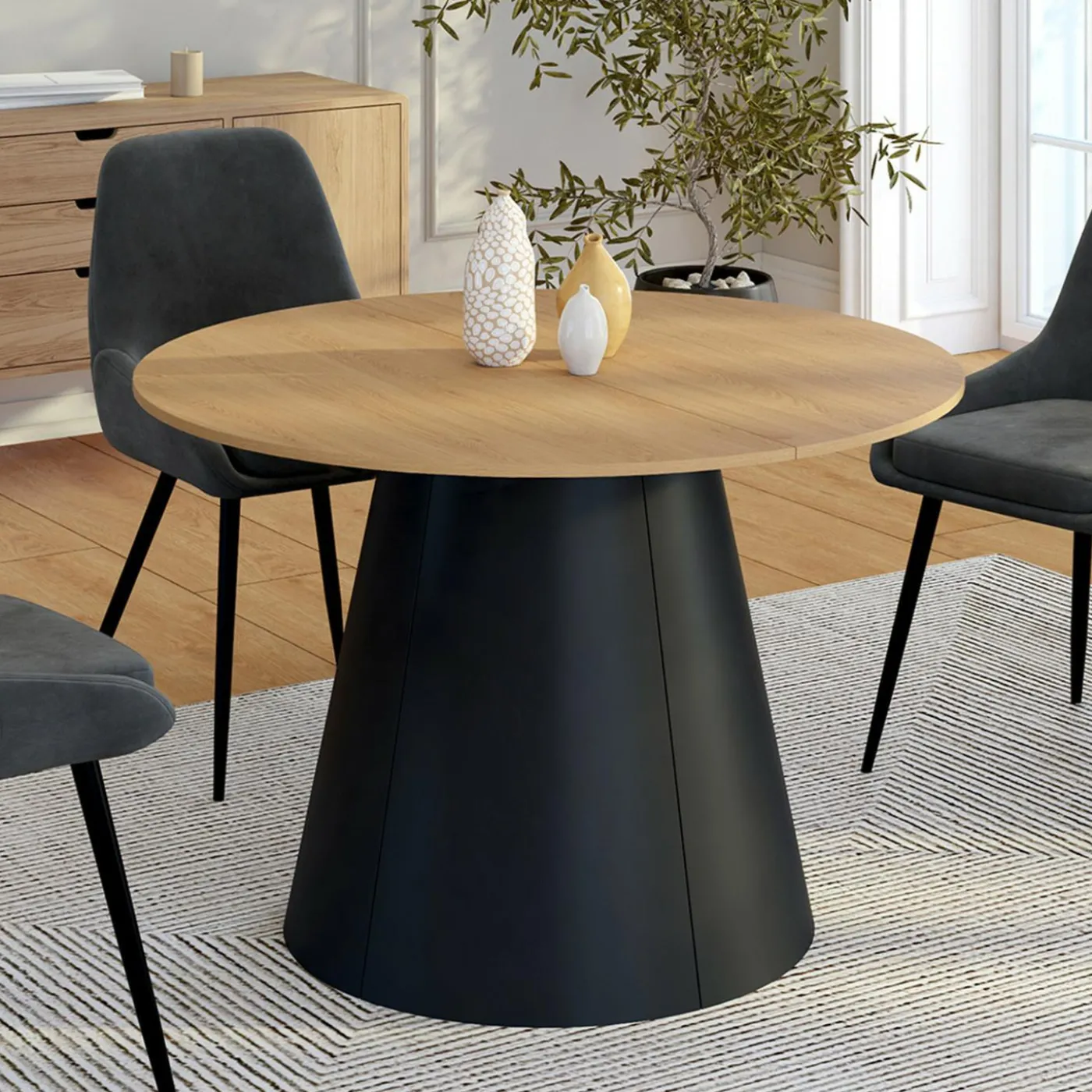 Table à manger ronde extensible 4-8 personnes bois effet hêtre et pied noir 110-150 cm