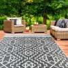 Tapis extérieur gris et blanc motifs aztèques 160 x 240 cm
