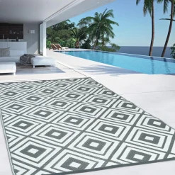 Tapis jardin motifs géométriques gris et blanc 180 x 280 cm
